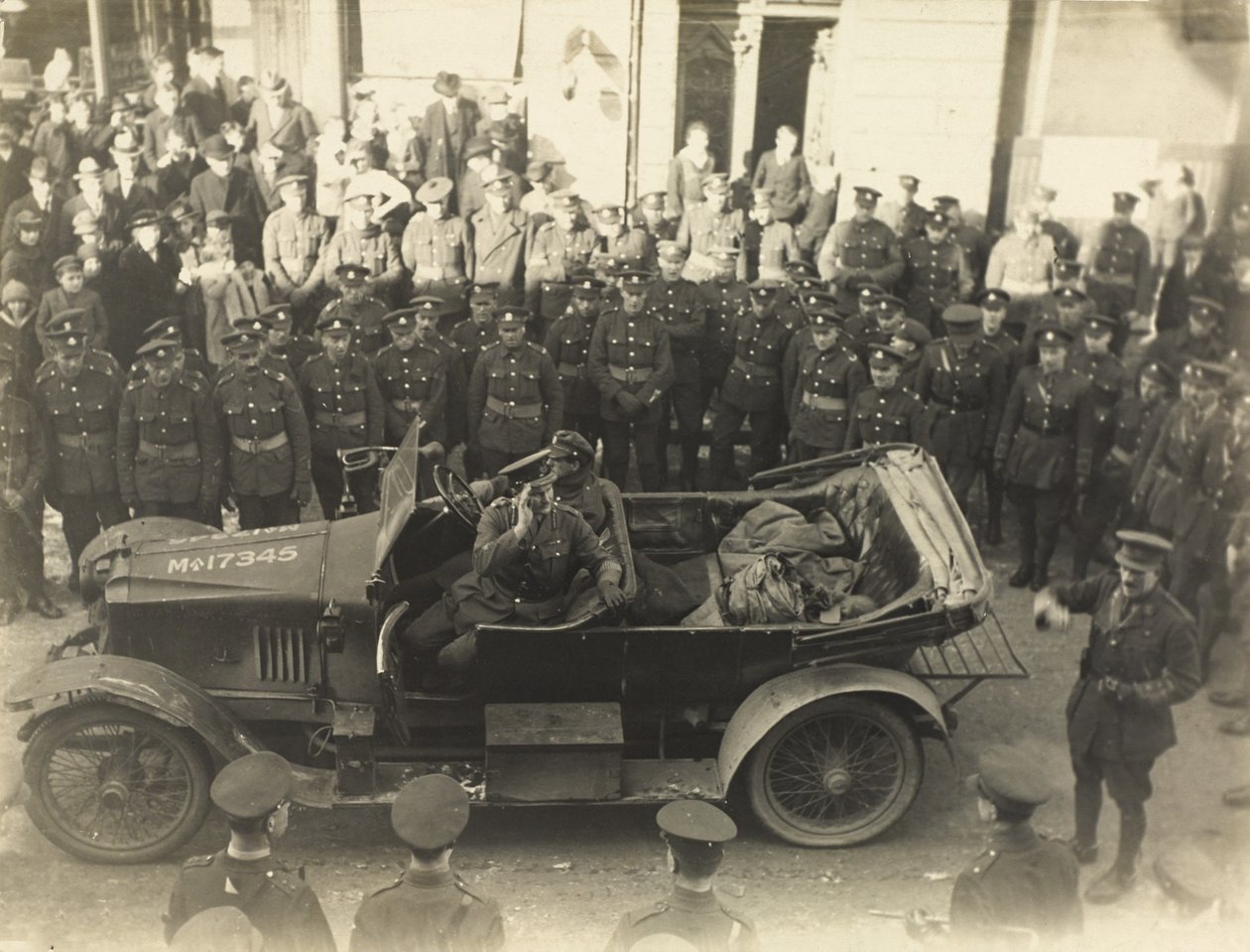 Fra et album med 134 fotografier forbundet med Første Verdenskrig, Vestfronten, 1914-18 af English Photographer
