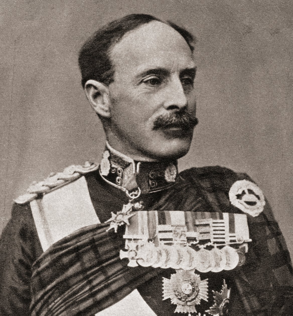 General Sir Ian Standish Monteith Hamilton, fra The Illustrated War News, 1915 af English Photographer