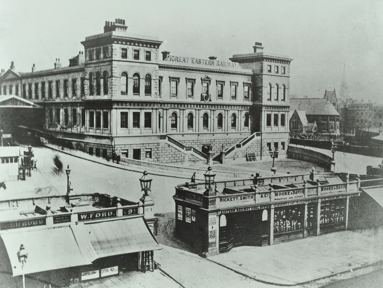 Great Eastern Terminus ved Bishopsgate: eksteriør, 1862 af English Photographer