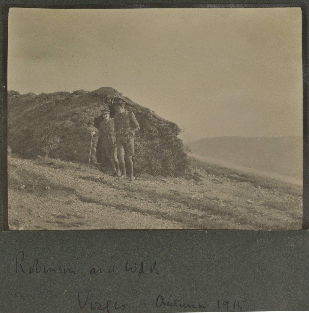 Harold Roper Robinson og William Lawrence Bragg, Vosges, efterår 1915 af English Photographer