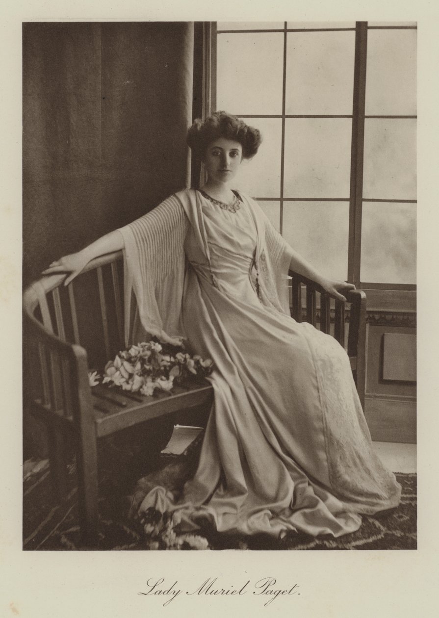 Lady Muriel Paget (s/h-foto) af English Photographer