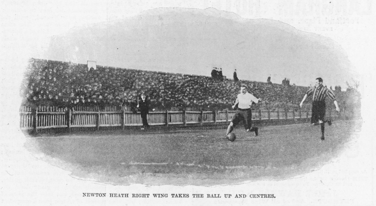Newton Heath højre fløj tager bolden op og centrerer, 1899 af English Photographer