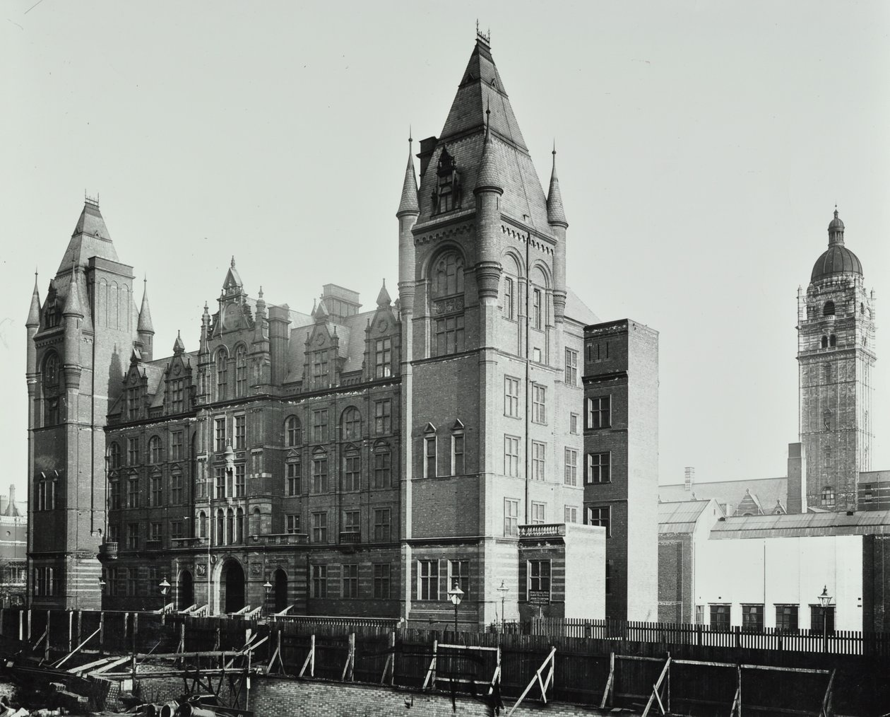 Royal College of Music: Prince Consort Road, 1894 af English Photographer