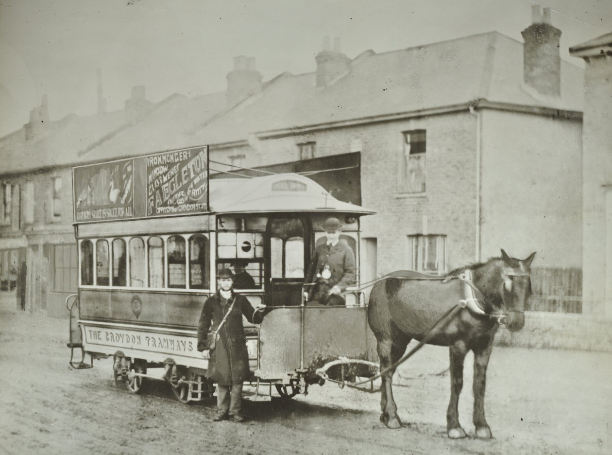 Enkelt-hestes bil fra Croydon Tramways Company ved Red Deer-terminalen, 1885 af English Photographer