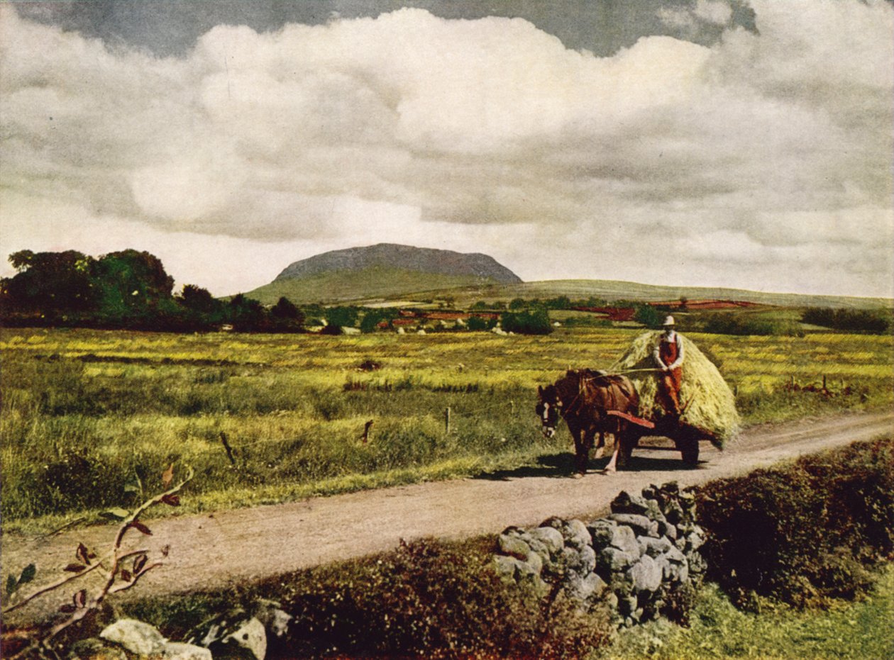Slemish, County Antrim (farvefoto) af English Photographer
