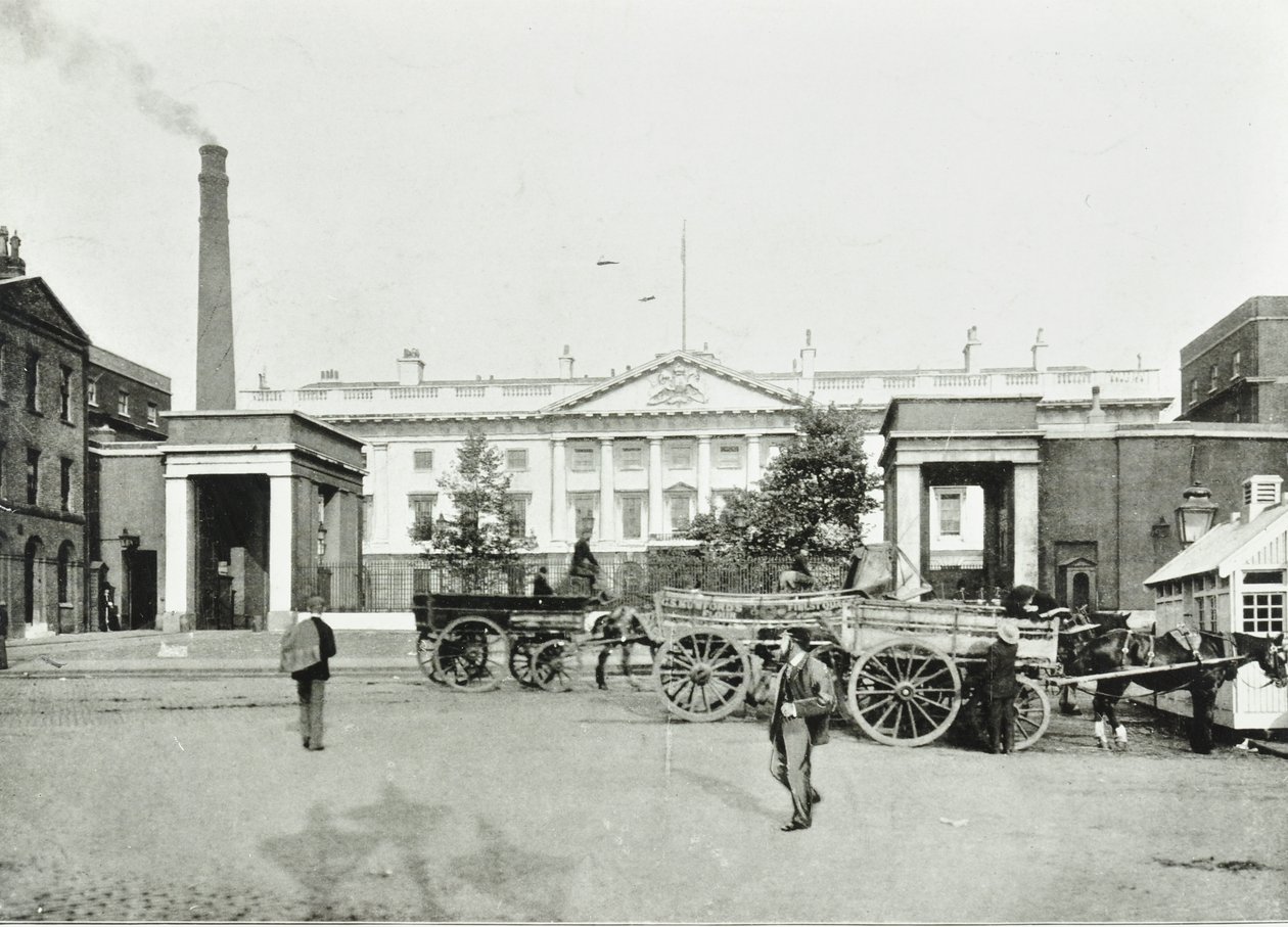The Royal Mint, London, 1895 af English Photographer