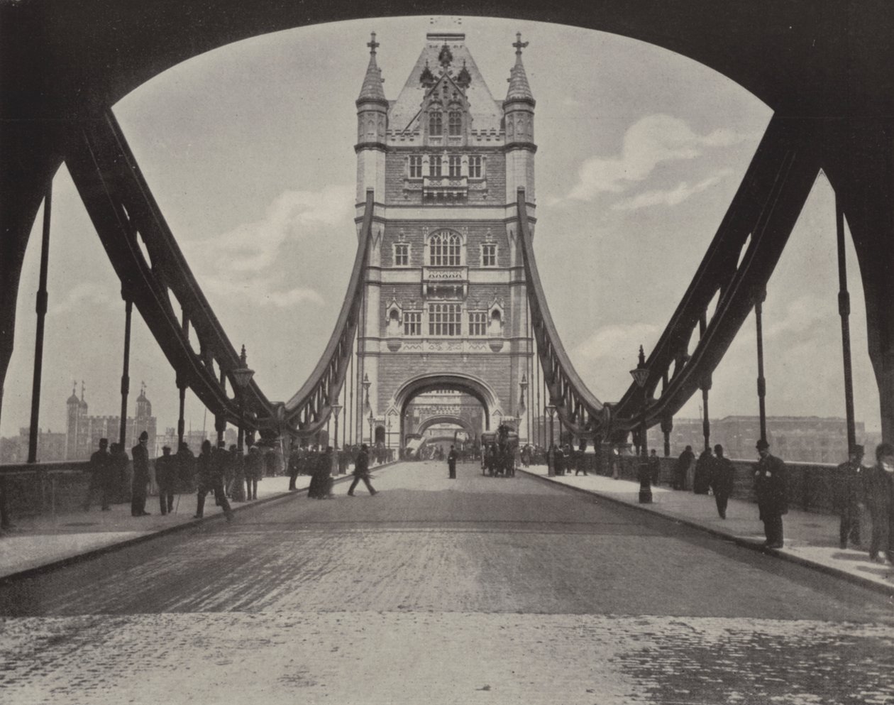 Tower Bridge (s/h-foto) af English Photographer