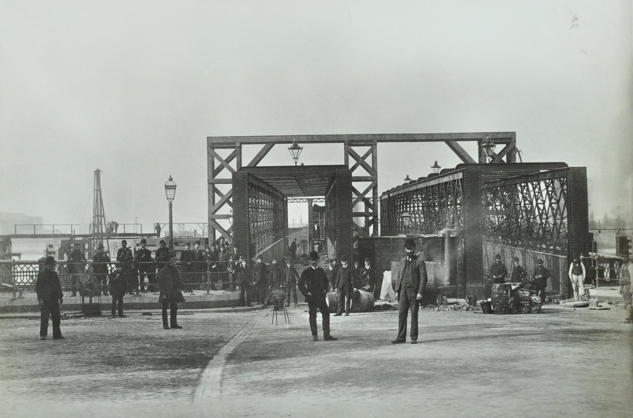Udsigt over Woolwich Ferry, 1889 af English Photographer