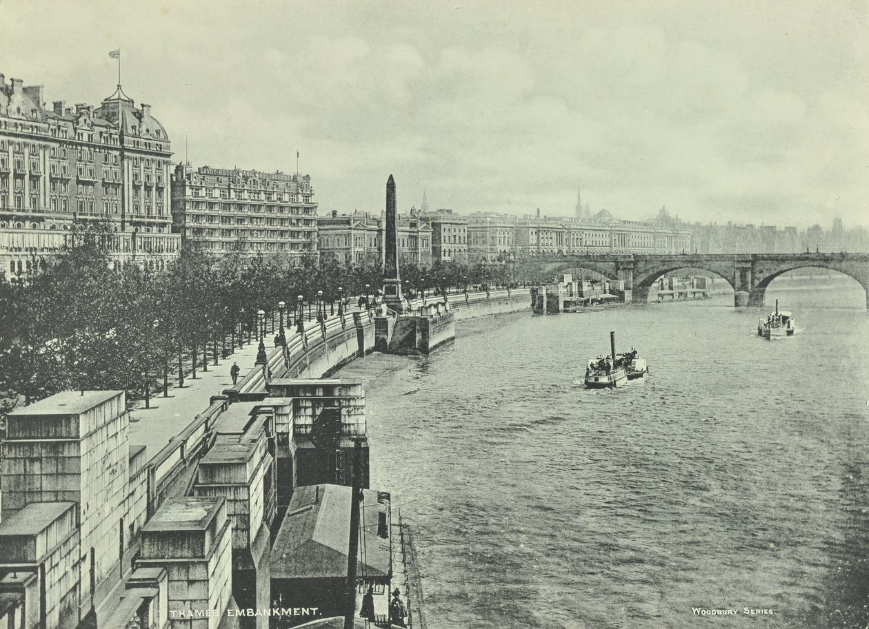 Waterloo Bridge, Victoria Embankment, Westminster LB: ser mod nord fra Hungerford Bridge, 1895 af English Photographer