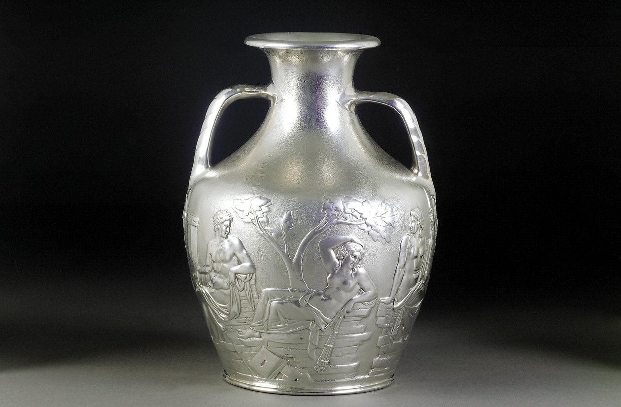 En victoriansk sølvreplika af Portland Vase, 1844 af English School