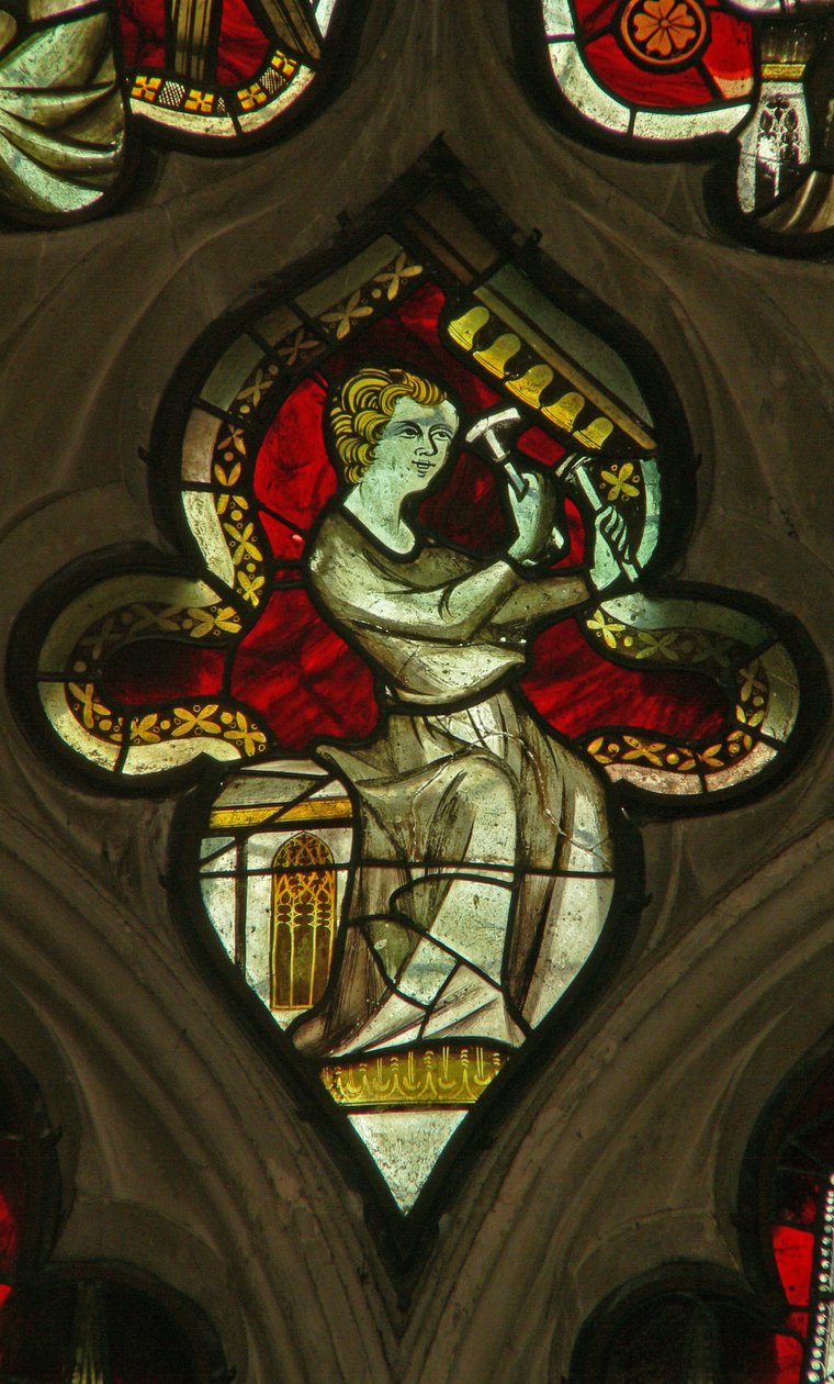 Et vindue i Lady Chapel forestillende en musiker-engel med klokker af English School