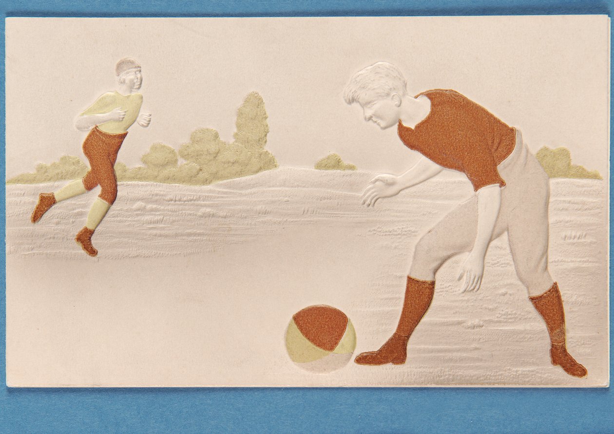 Blankt kort i relief forestillende to fodboldspillere, ca. 1880