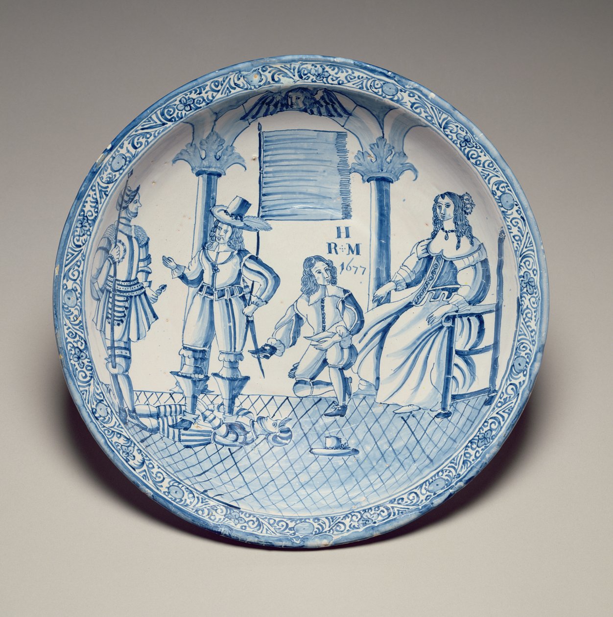 Fad med dronning Catherine siddende med en sko monteret af en knælende Cavalier, 1677 (tinglaseret lertøj) af English School