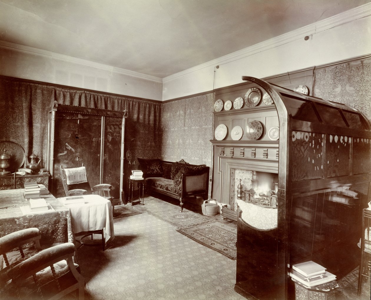 Tegnestue, Kelmscott House, London, 1896 af English School