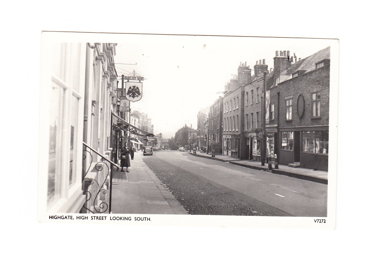 Edwardiansk postkort af Highgate High Street set mod syd, ca. 1910 (monokromt) af English School