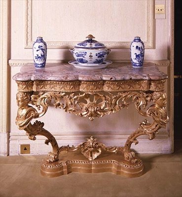 George II udskåret konsolbord, ca. 1750 (forgyldt træ med marmorplade) af English School