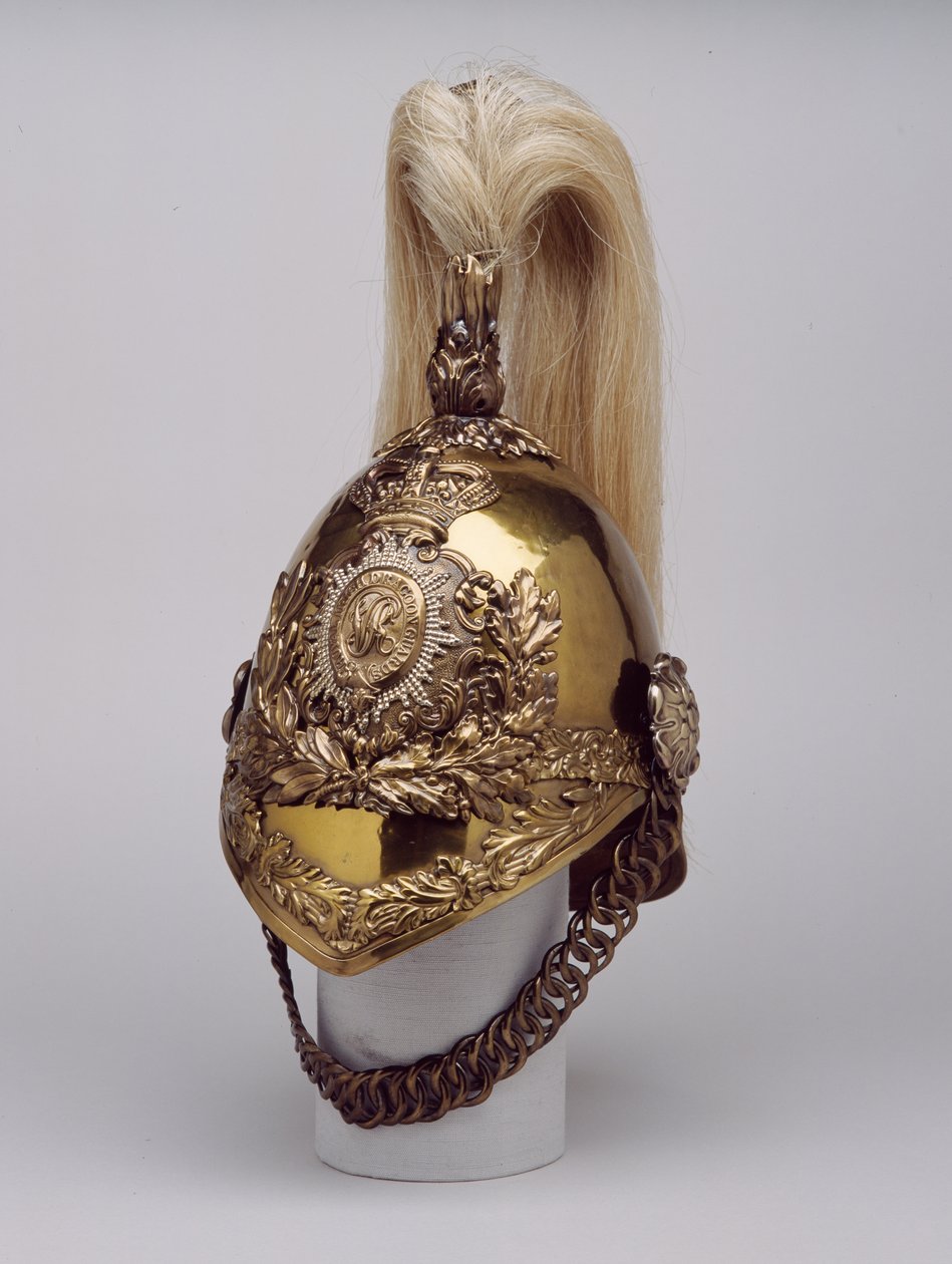 Hjelm, ca. 1855 (forgyldt metal) af English School