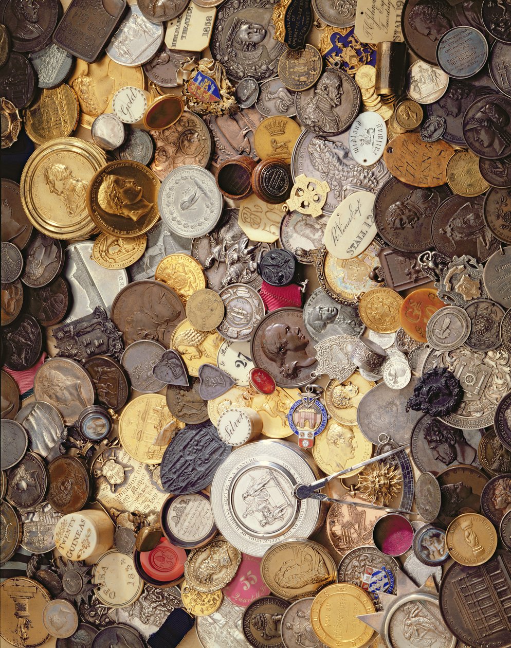 Historiske medaljer, mønter og mærker, 1600-1900 af English School