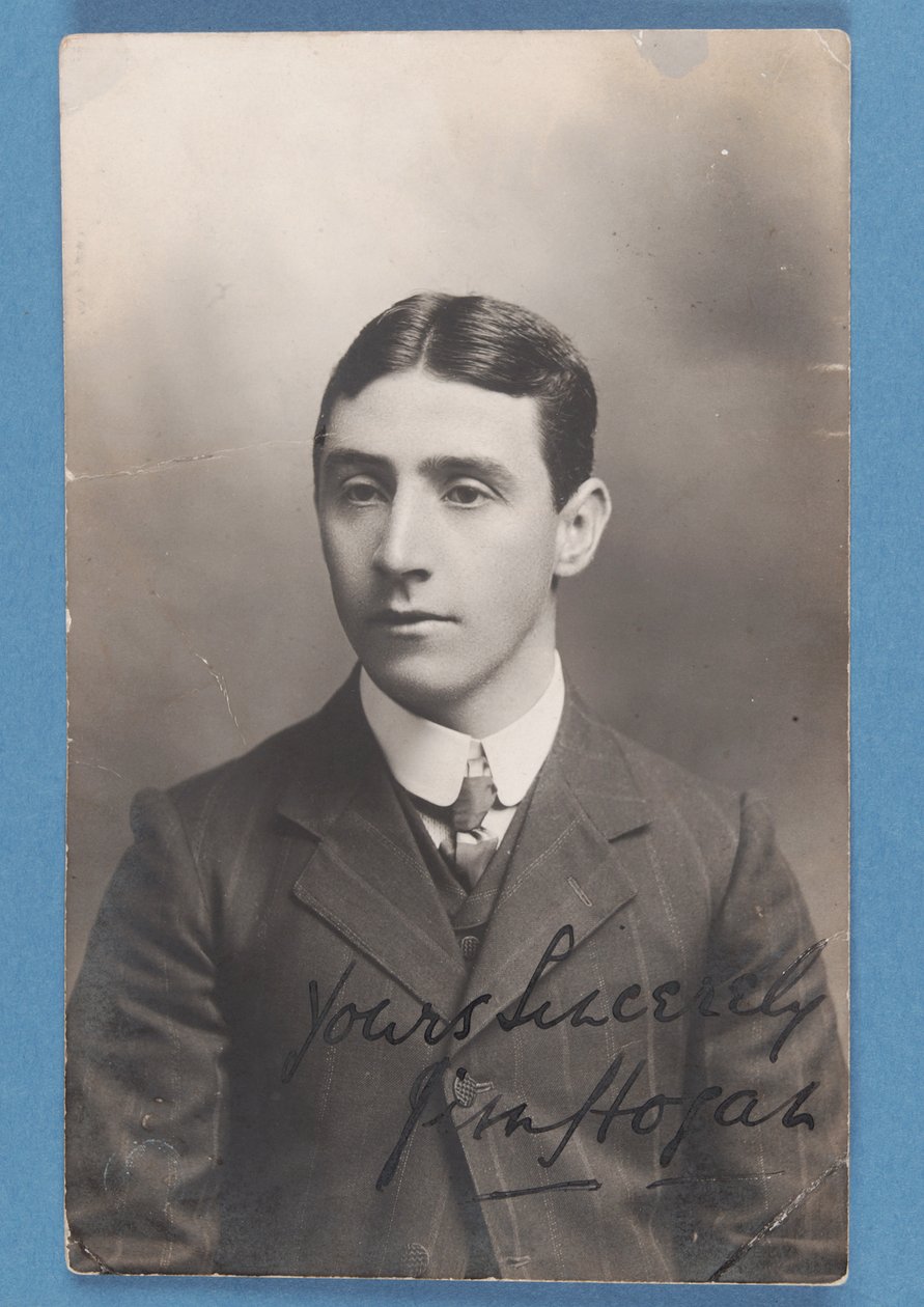 Jim Hogan, 1907 af English School
