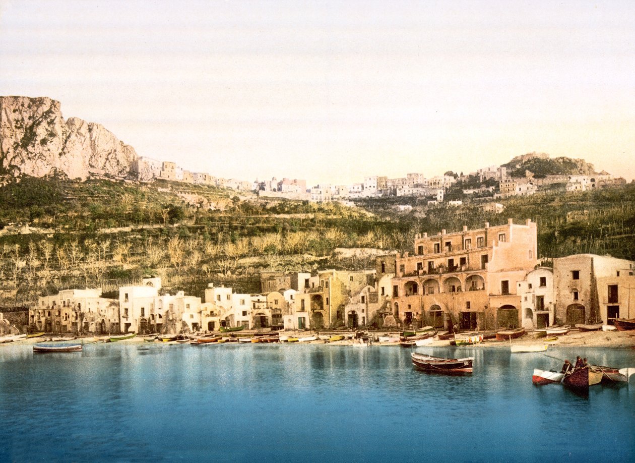 Marina Grande og Capri (håndfarvet foto) af English School