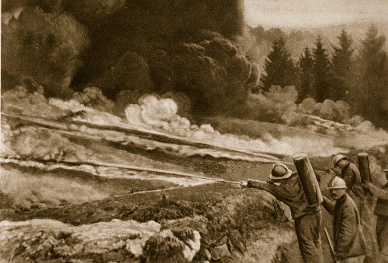 Flydende ild, først ansat af tyskerne, med succes vedtaget af de allierede, 1914-19 af English School