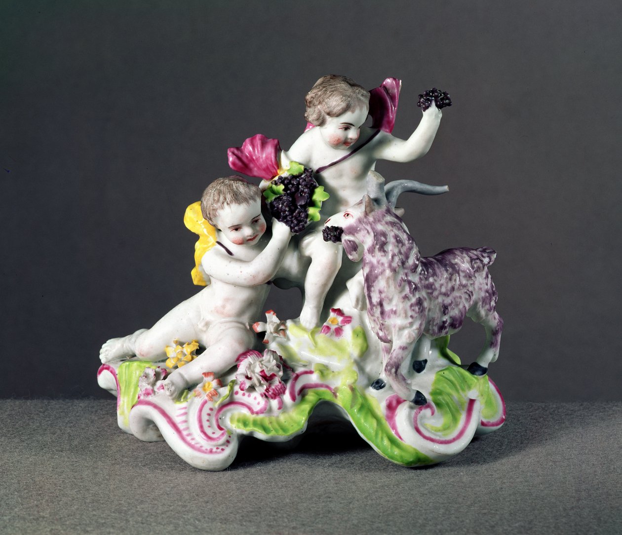 Longton Hall-gruppe, to putti med ged, ca. 1755 (porcelæn) af English School