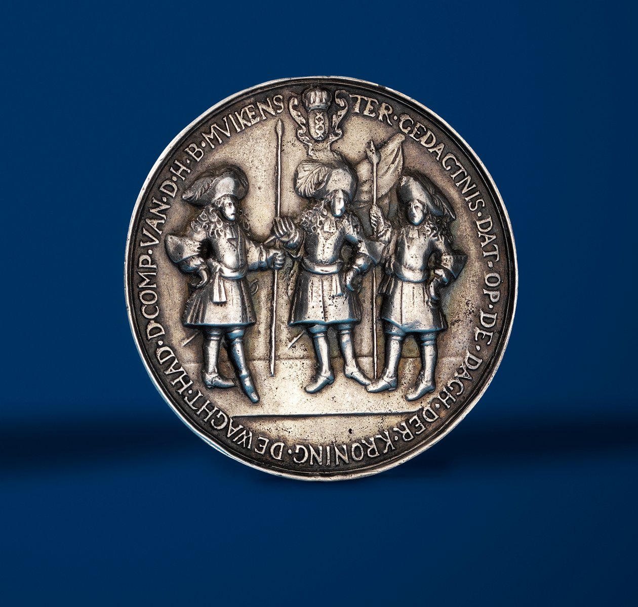 Medalje til minde om William og Marys kroningsfestligheder i Amsterdam, 1869 (sølv) (bagsiden af 419671) af English School