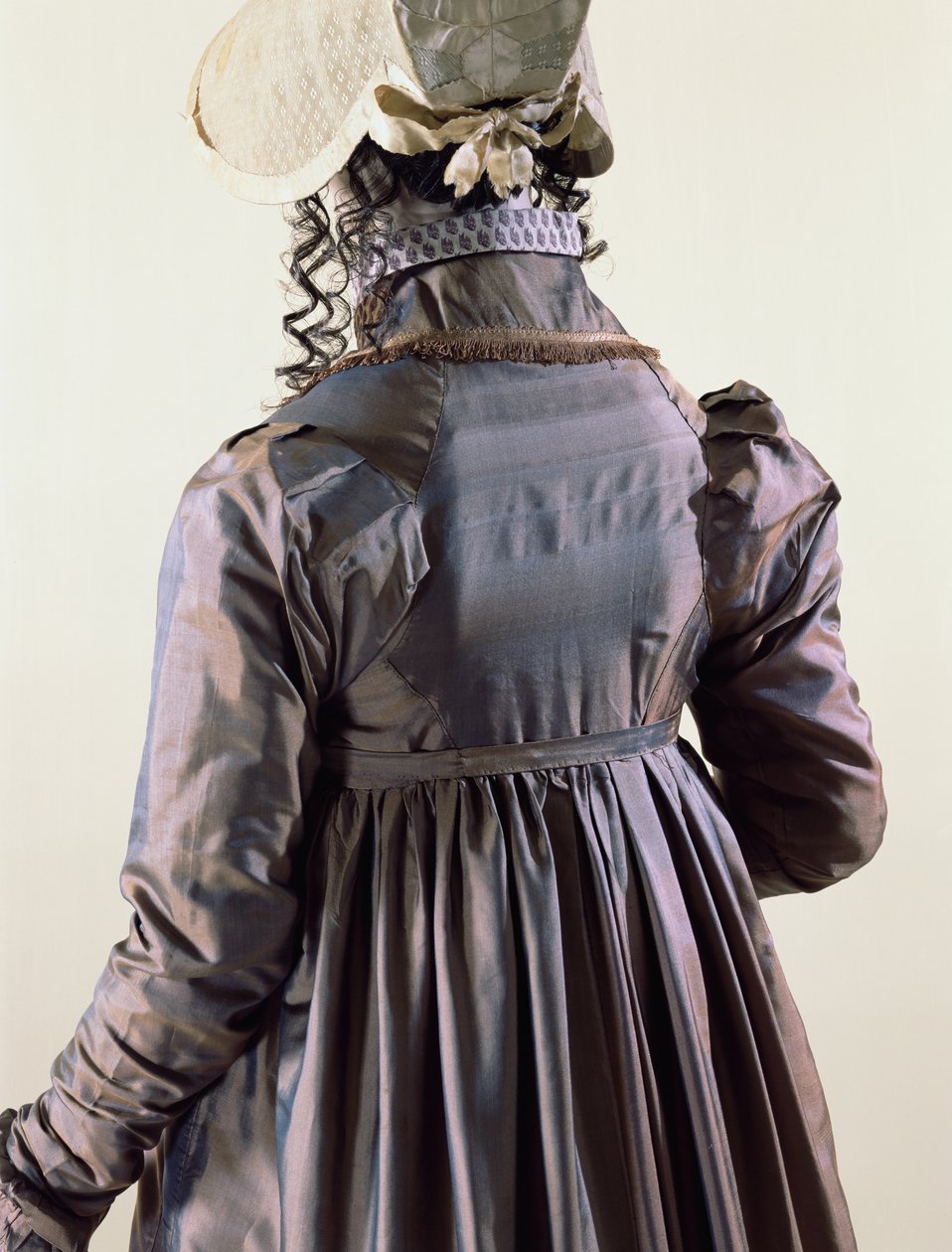 Pelisse, 1815 (blød twilled silke) af English School