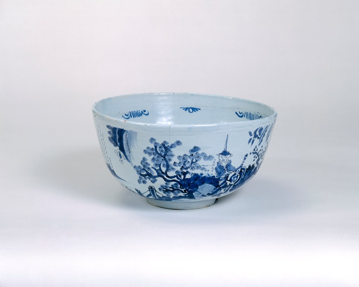 Punch skål, muligvis lavet i Brislington, ca. 1675-1700 (tin-glaseret fajance) af English School