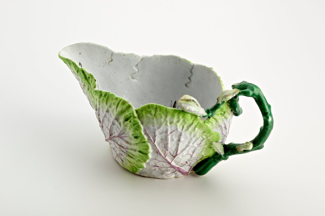 Staffordshire sauceboat dannet af støbte blade og kvisthåndtag, ca. 1749-60 (porcelæn) af English School