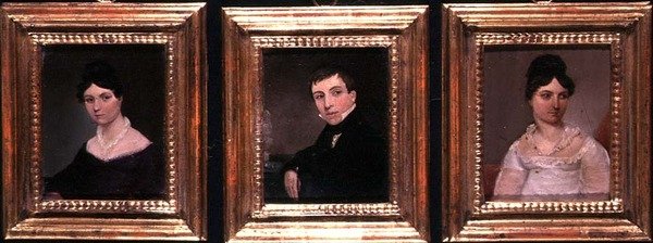 Tre portrætter af en bror og to søstre i regentskabskjole, ca. 1825 (olie på bord) af English School