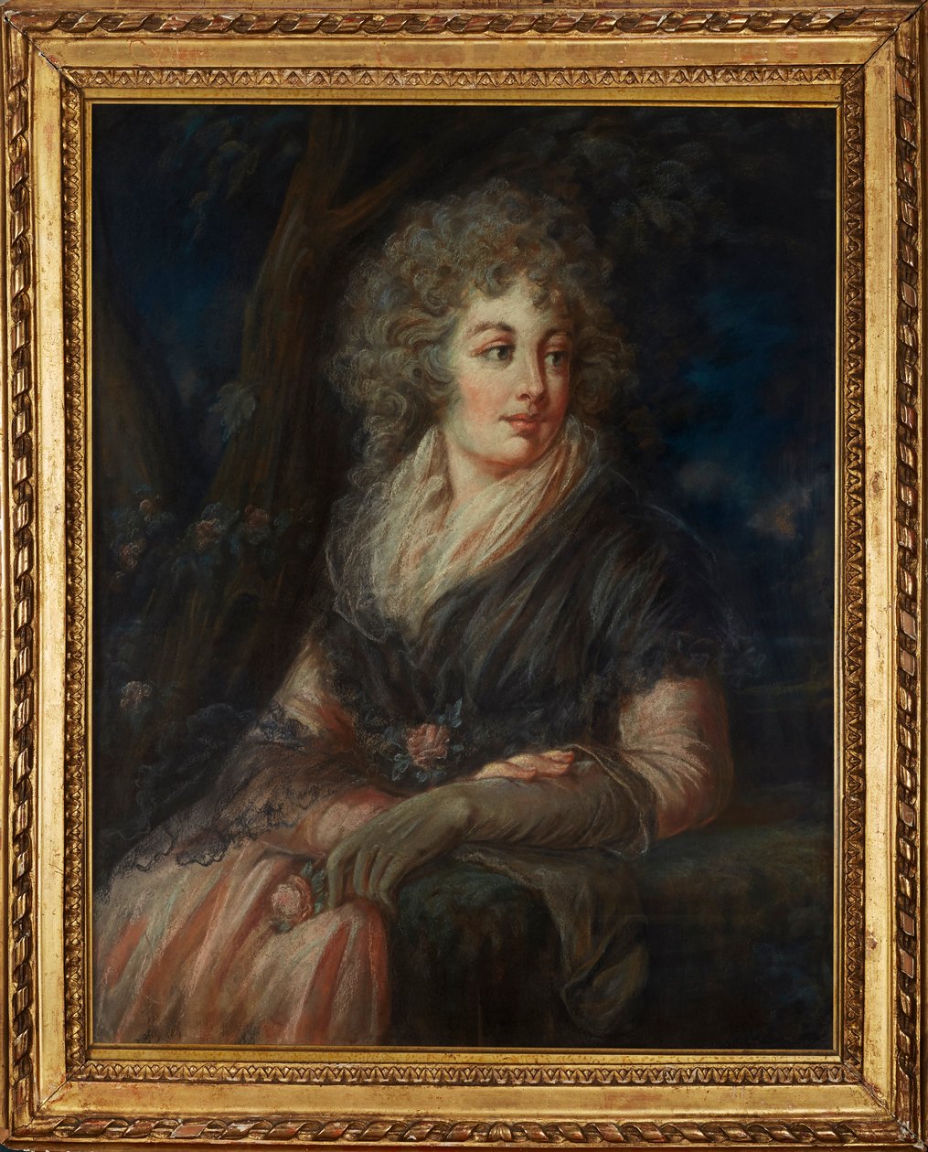 Tre kvart længde portræt af en dame i det attende århundrede kjole (pastel) af English School