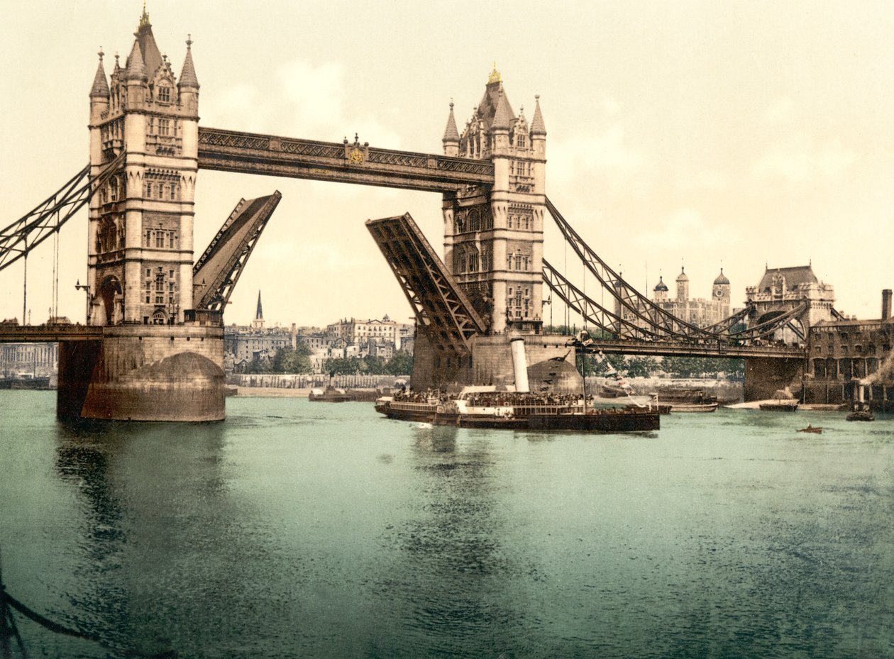 Tower Bridge, London (håndfarvet foto) af English School