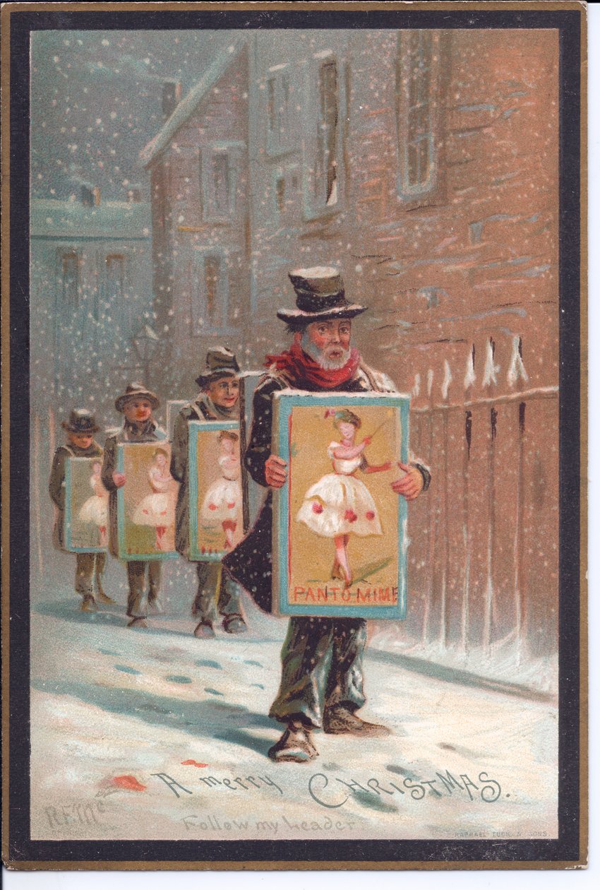 Victoriansk julekort med fire mænd, der går i sneen og bærer brædder, der reklamerer for en pantomime, ca. 1880 (farve litho) af English School