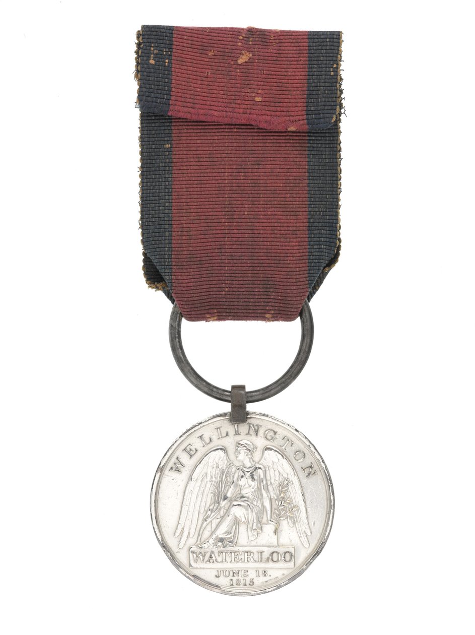 Waterloo Medal, en af to medaljer tildelt kirurg William Jones af English School
