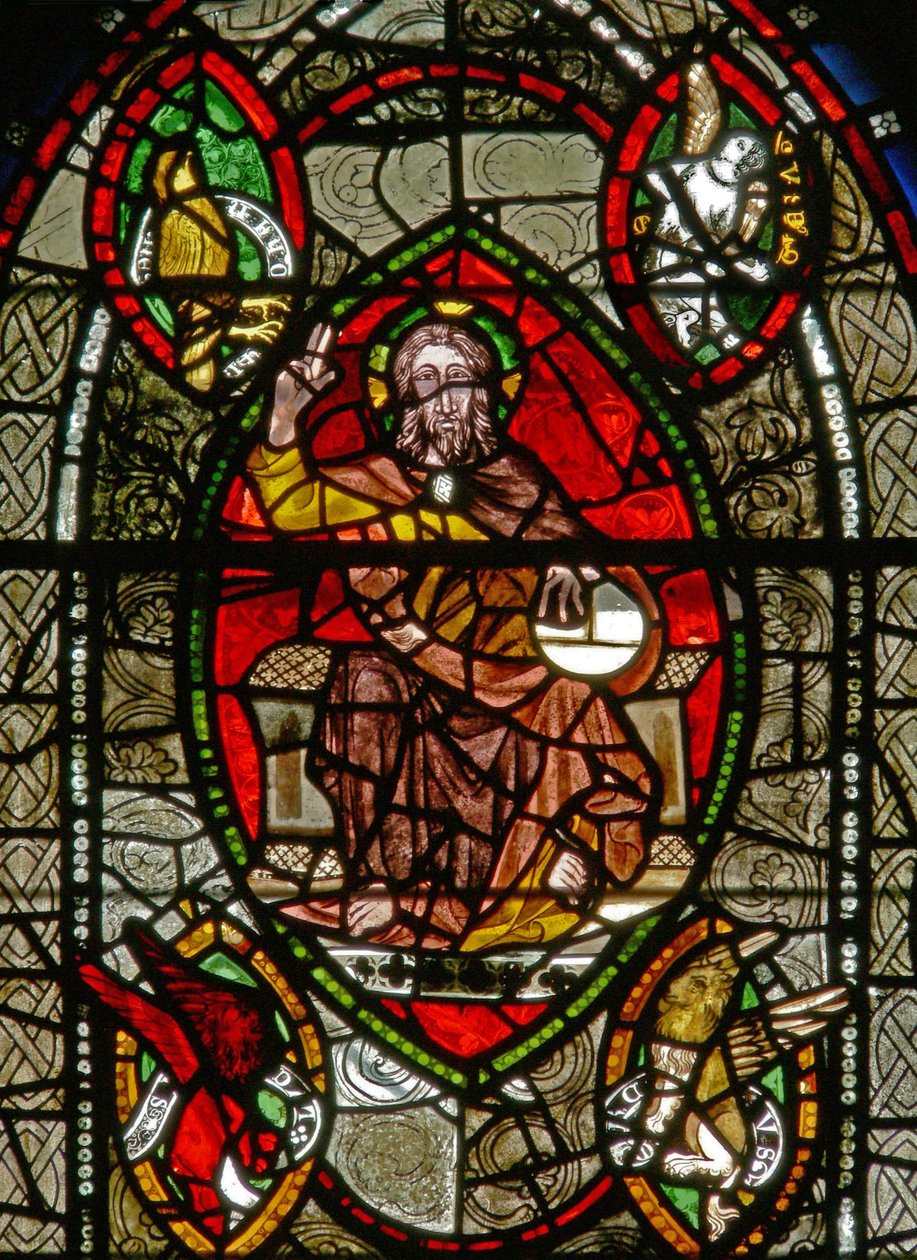 Vindue S, der viser Kristus i Majestæt omgivet af evangelistsymboler af English School