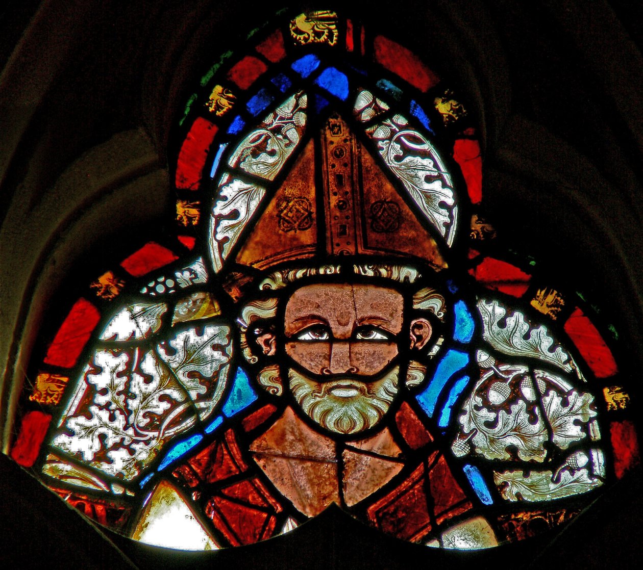 Vindue s-2, der viser St. Dunstan af English School