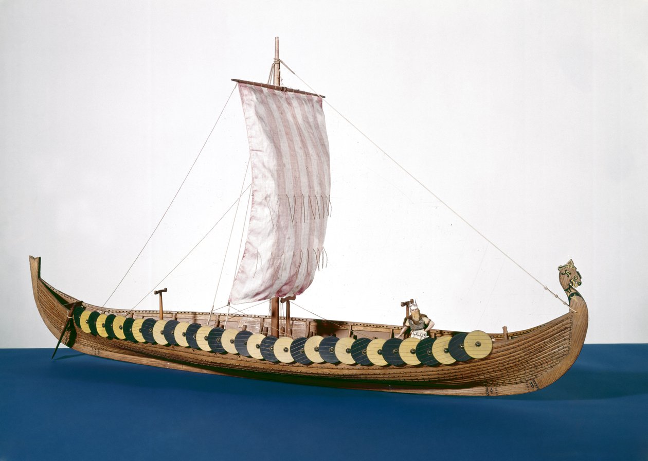 Rigget model af et vikingeskib fundet ved Gokstad, Norge i 1880 (træ) af English School English School