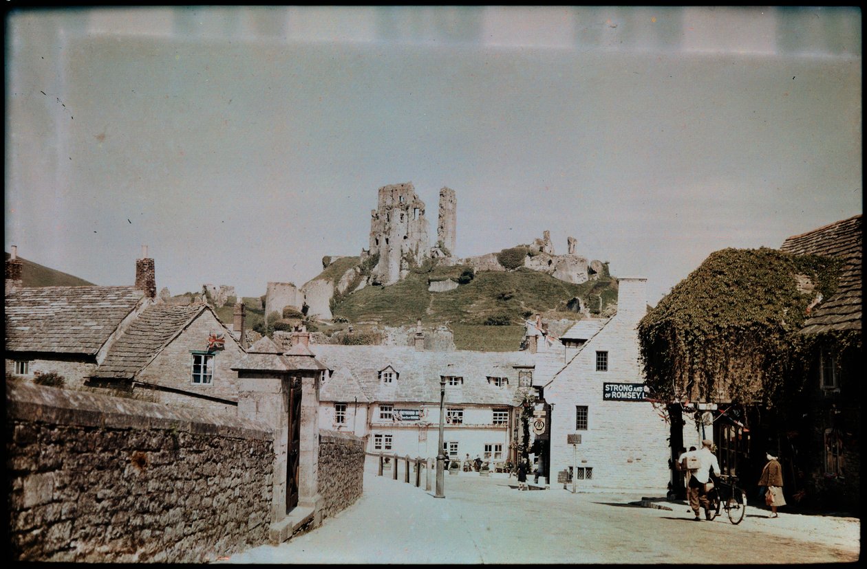 Corfe Castle, Corfe Castle, Purbeck, Dorset, UK af Eric Maybank