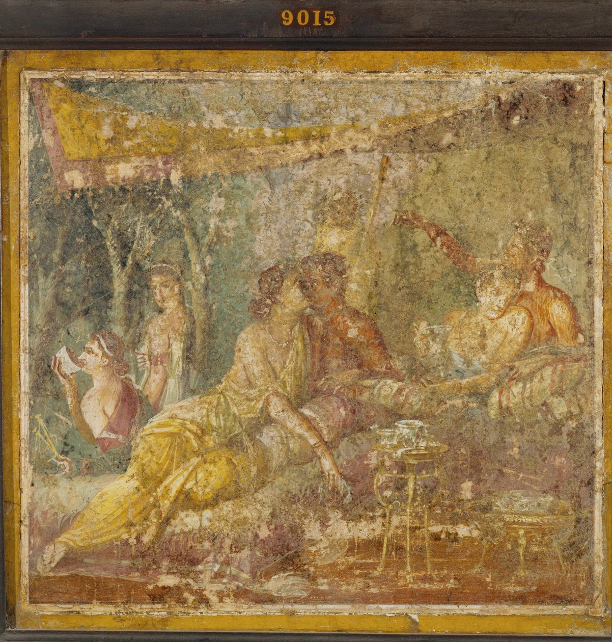 To par i et sommer-triclimium af Erich Lessing