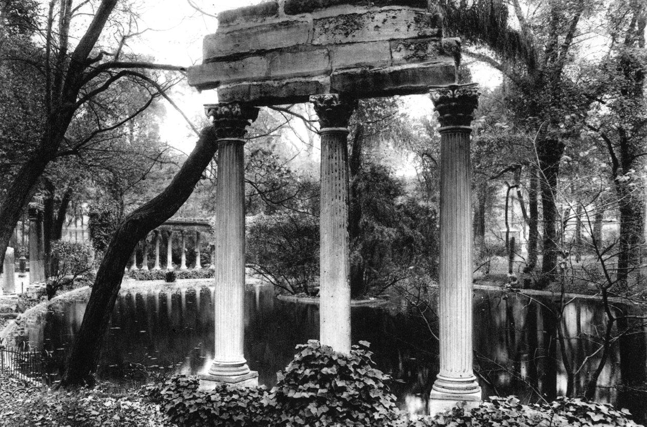 Naumachias korintiske søjler, Parc Monceau, Paris, 1931. af Ernest Flammarion