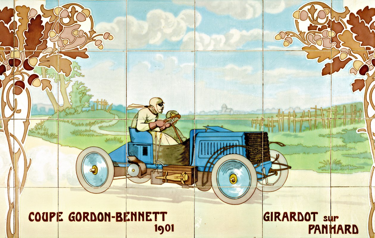 Girardot kører i en Panhard-bil i Gordon Bennet Cup i 1901: keramiske fliser fremstillet af Gilardoni Fils et Cie i Paris, efter en tegning af Ernest Montaut (1878-1909). af Ernest Montaut