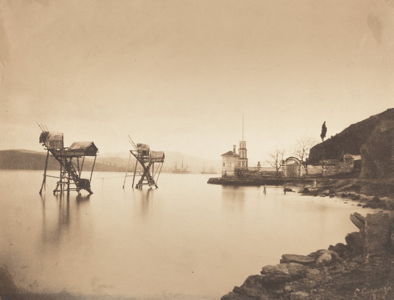 Pecheries at Kiretch-Bournou (Bosphore, Europe) (Fisheries at Kiretch-Bournou (Bosphorus, Europe)) af Ernest de Caranza