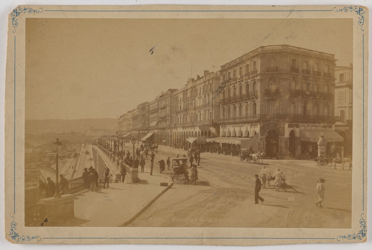 Algier - Boulevard de la Republique af Etienne Neurdein