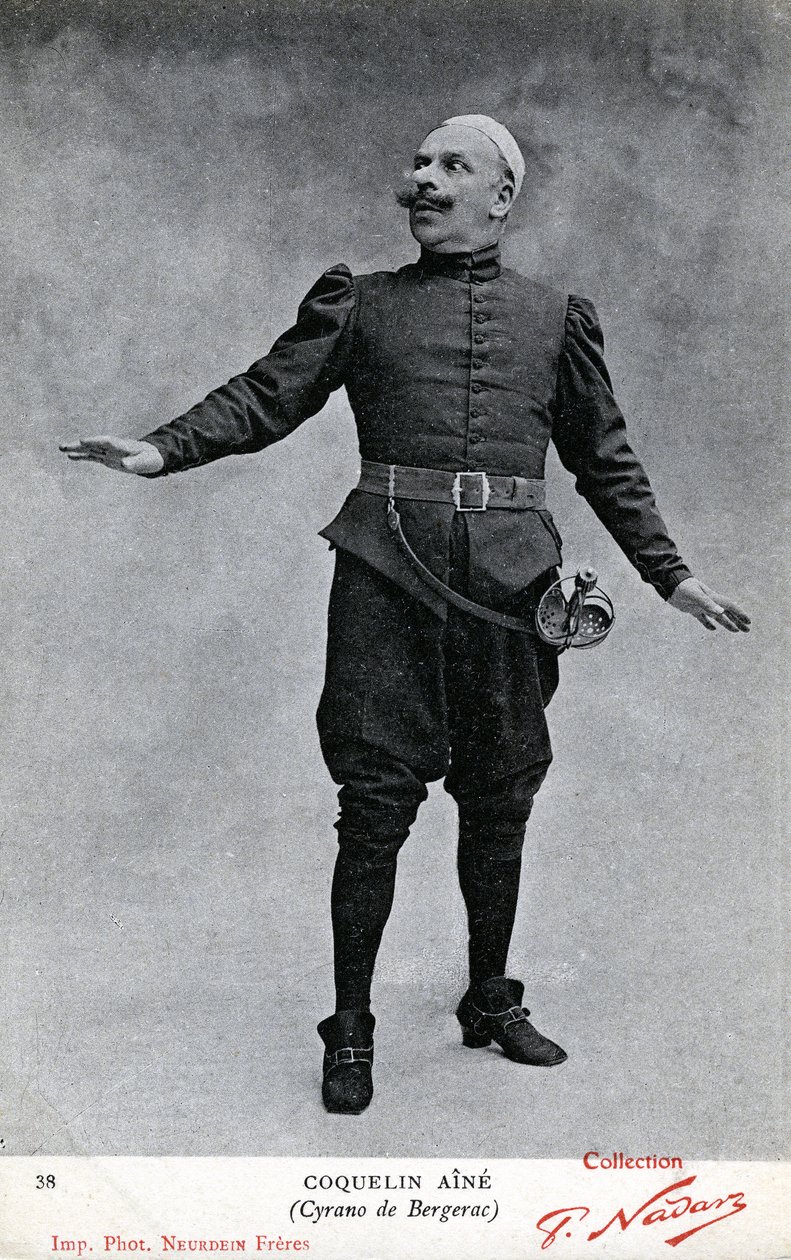 Constant Coquelin aka som Coquelin aîné (1841 - 1909) i kostume af Cyrano de Bergerac (s/h foto) af Etienne Neurdein