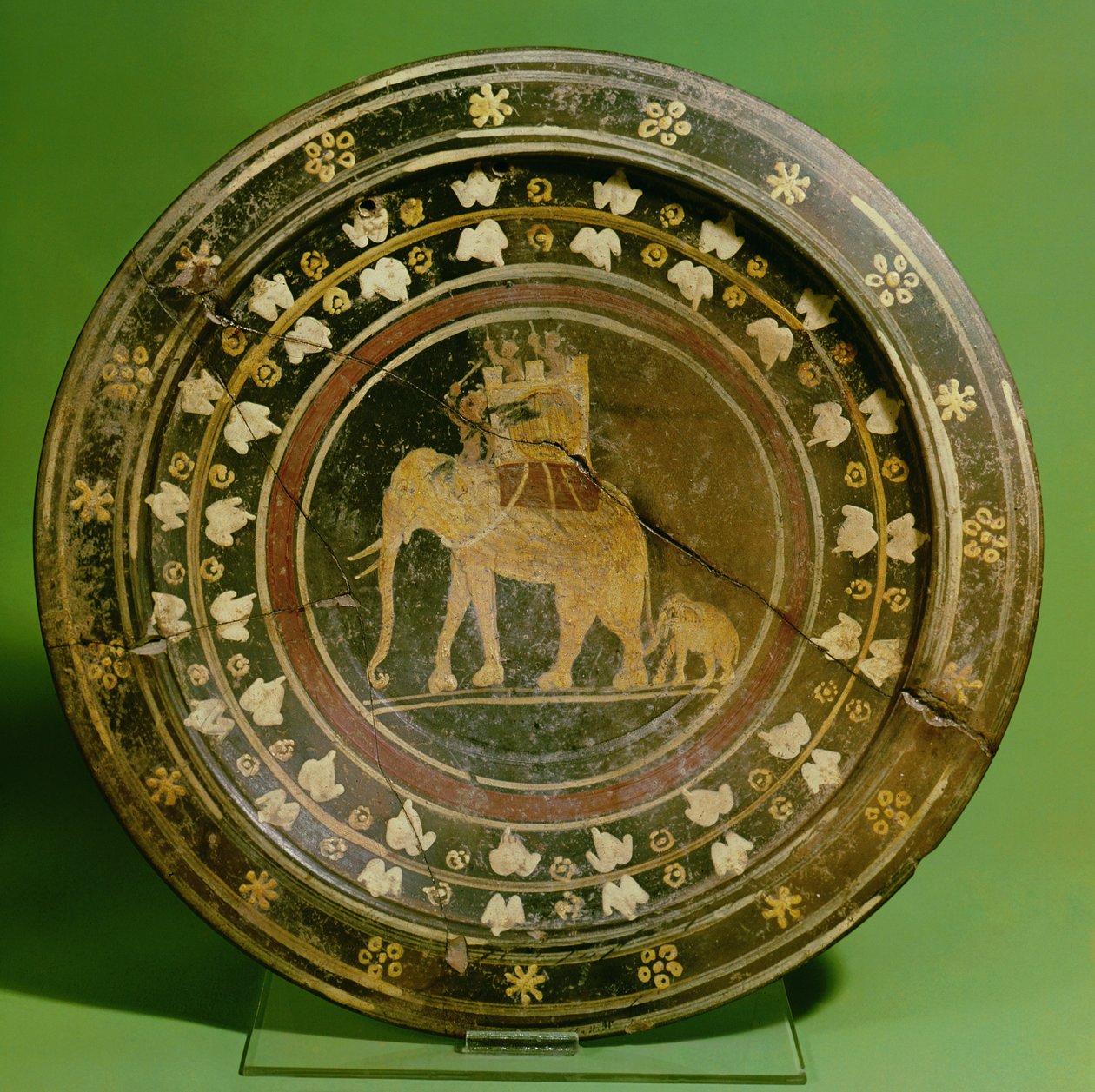 Fad, der forestiller en elefant brugt i krig mod karthagerne (keramik) af Etruscan