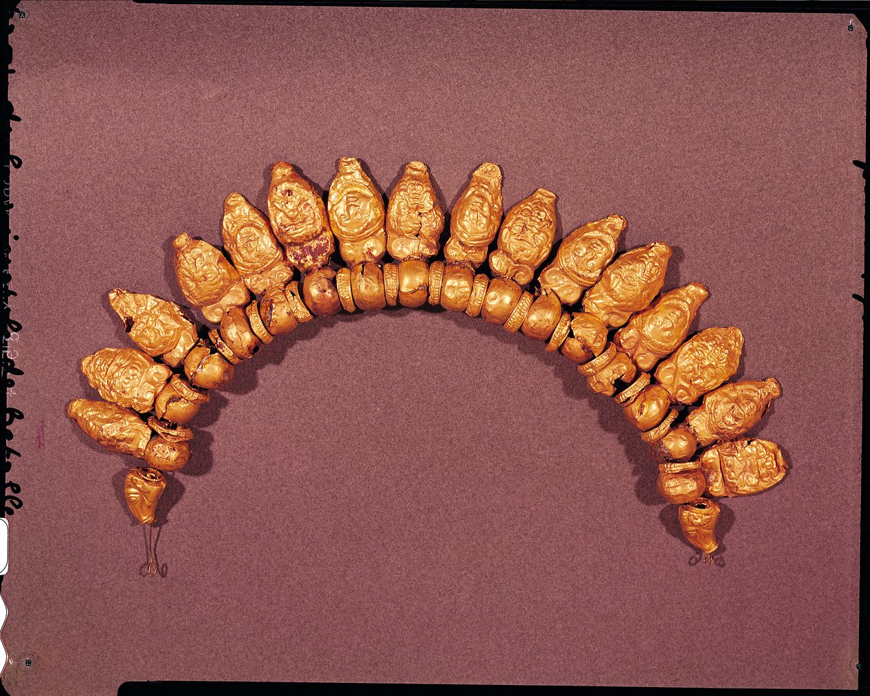 Halskæde med masker af maenader og Silenus, 5.-4. århundrede f.Kr. (guld) af Etruscan