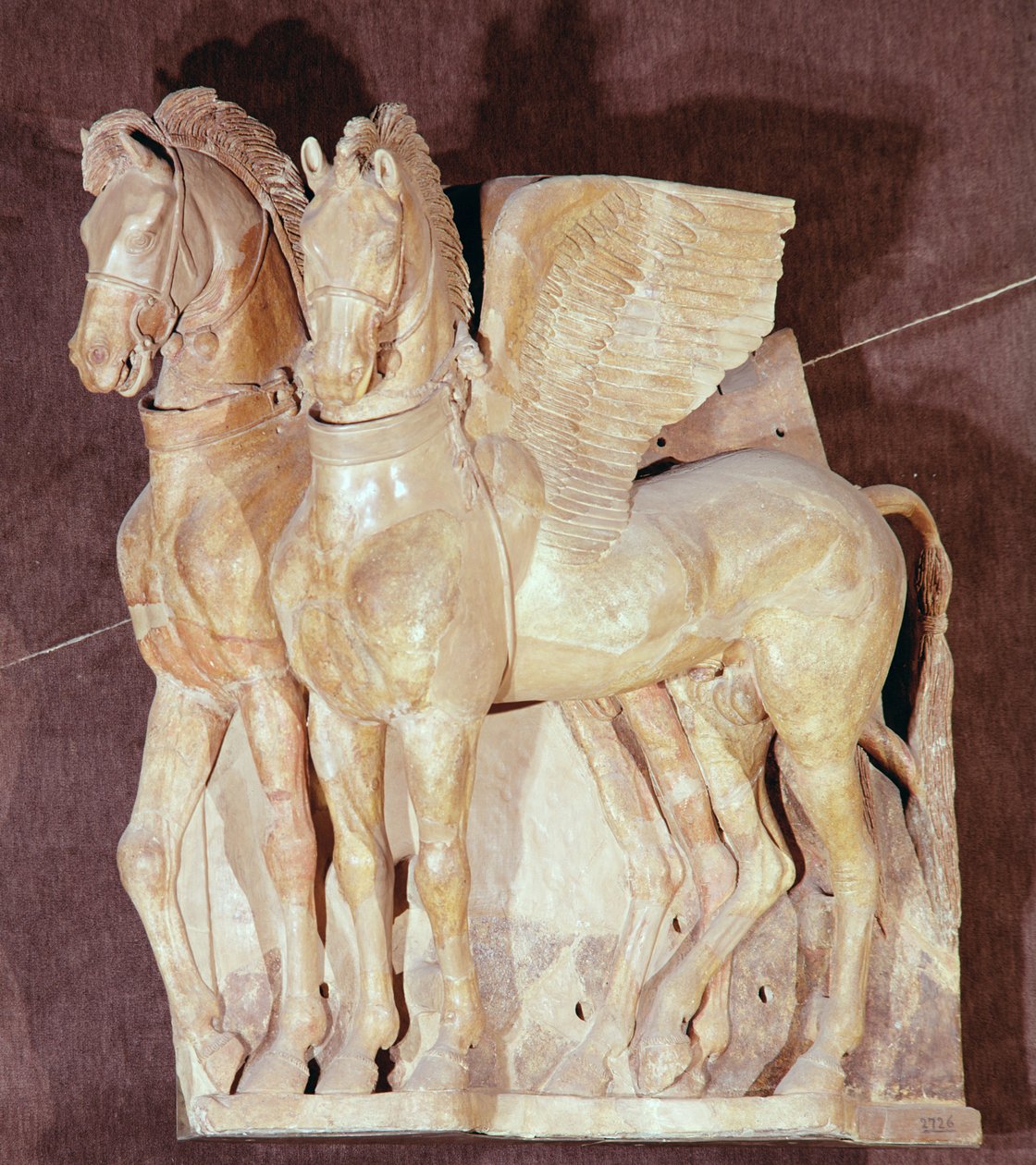 To bevingede heste fra frontonen af et tempel, 4.-3. århundrede f.Kr af Etruscan