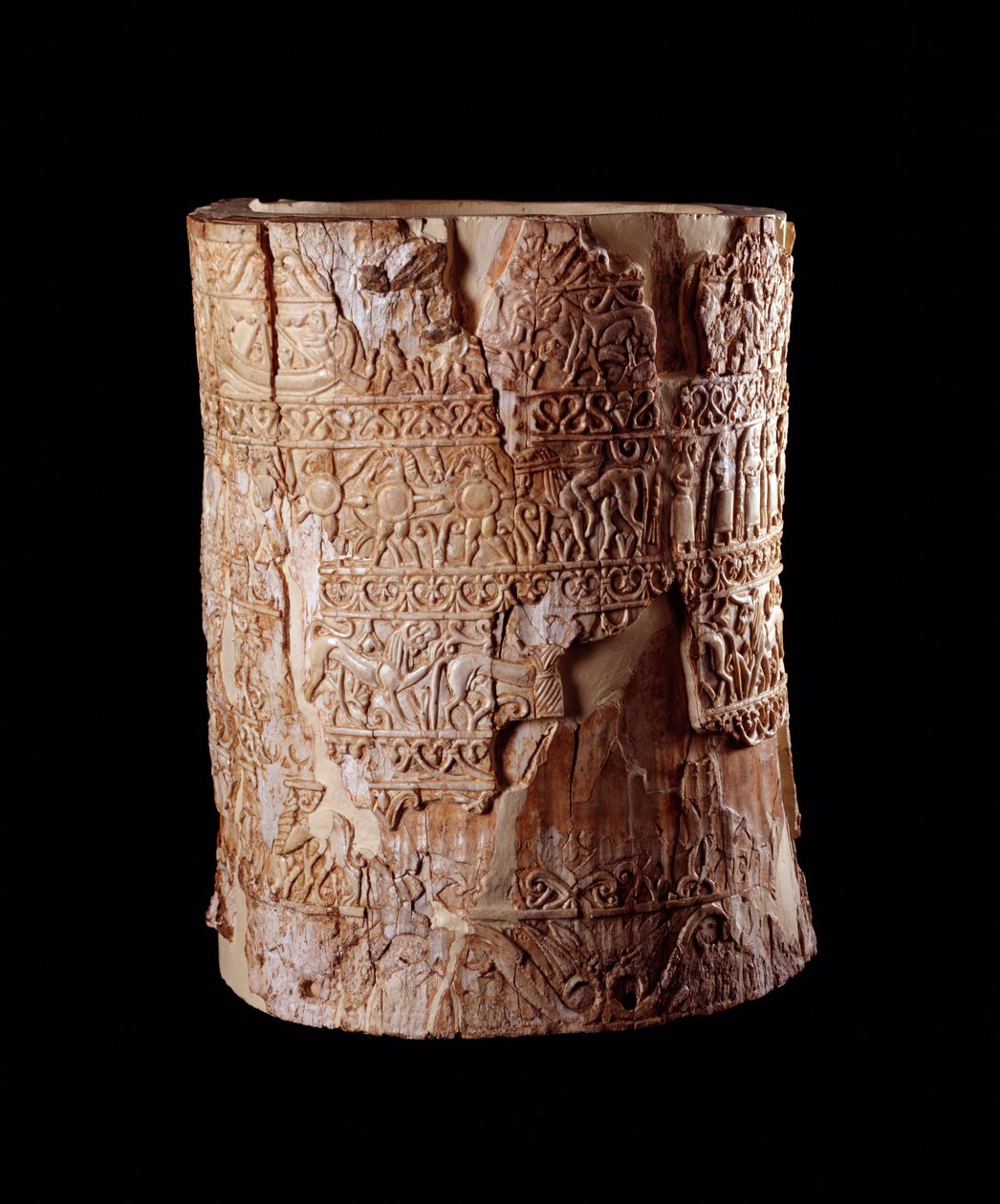 Etruskisk civilisation: elfenben ciborium fra graven Pania a Chiusi, Italien - 7. århundrede f.Kr. af Etruscan
