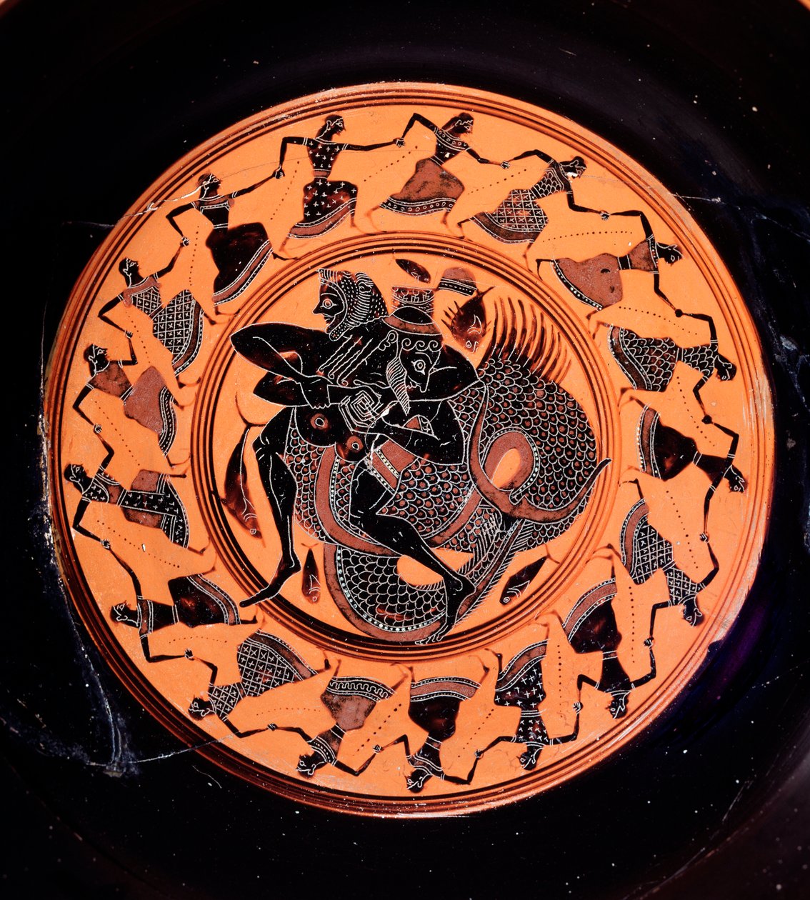 Terracotta kylix skildrer Hercules, der kæmper med Triton, omgivet af sytten dansende Nereider, 6. århundrede f.Kr. af Etruscan